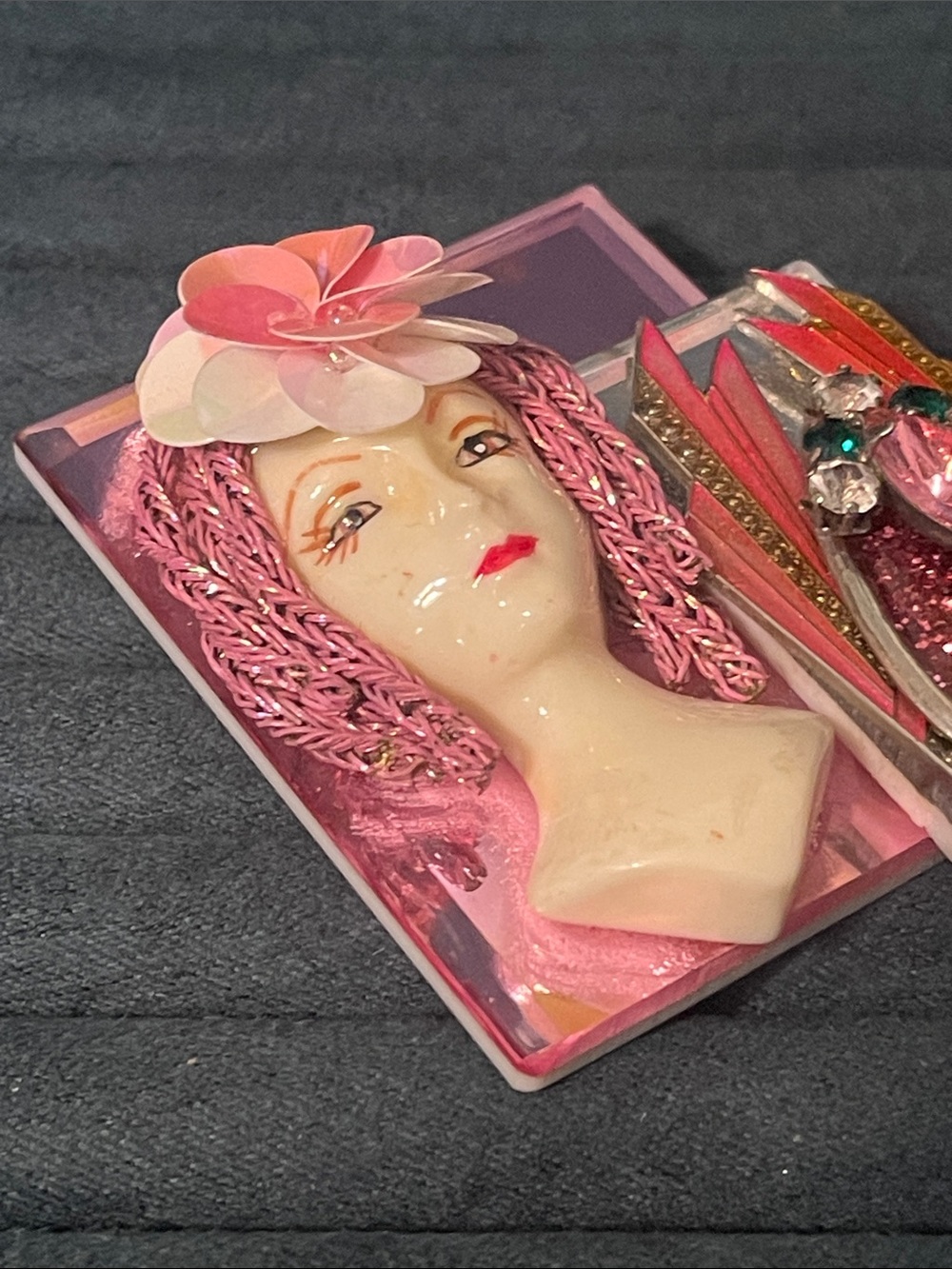 Vintage J-Bee Originals Handcrafted Art Deco Flapper Statement Brooch - Picture 7 of 13
